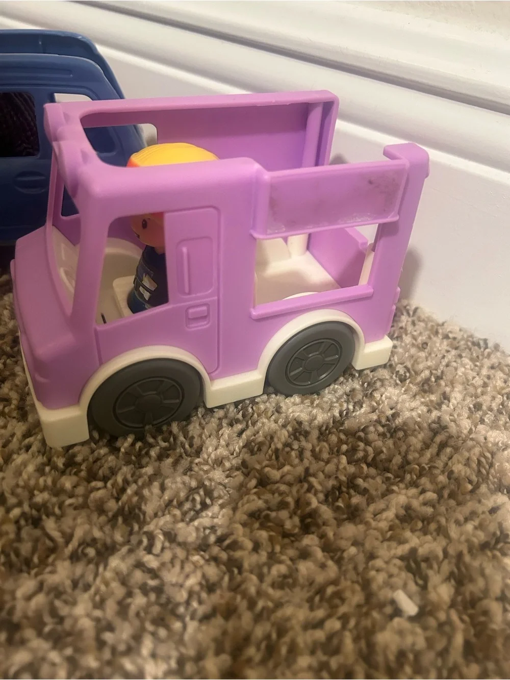 Fisher Price Little People Vehicles with 4 little people
